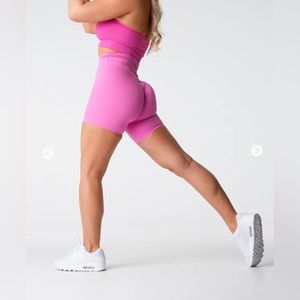 Bubble gum ping NVGTN signature 2.0 shorts